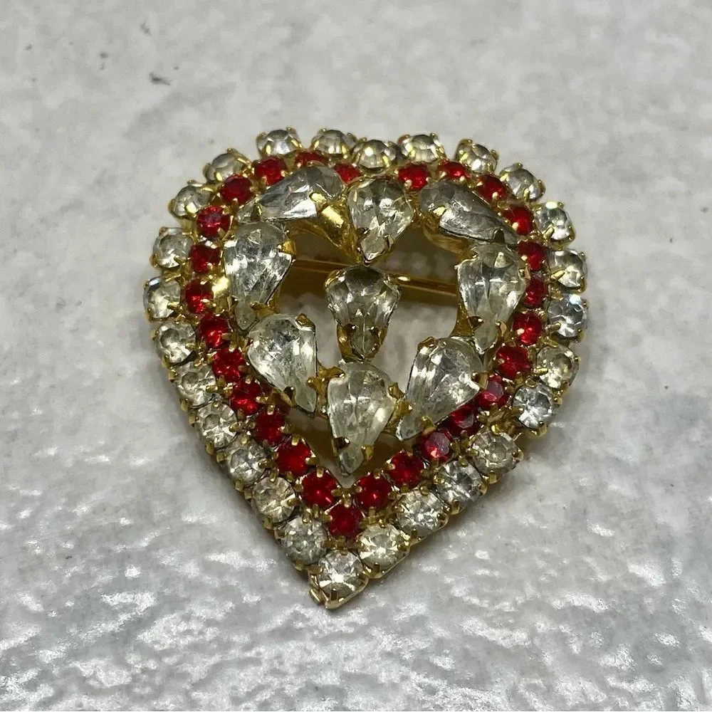Vintage Heart Brooch